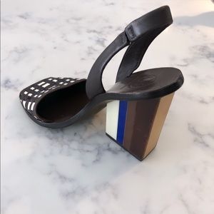Tory Burch high heel sandals. Brown/white leather